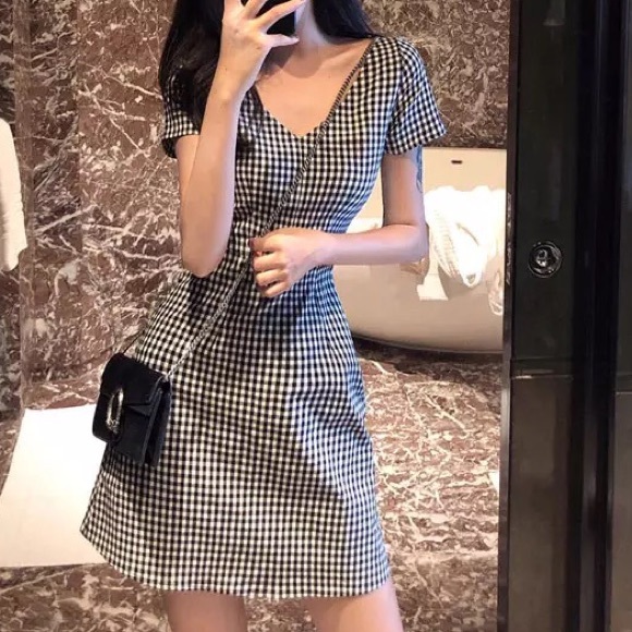 Check Pattern Dress - Picture 2 of 4